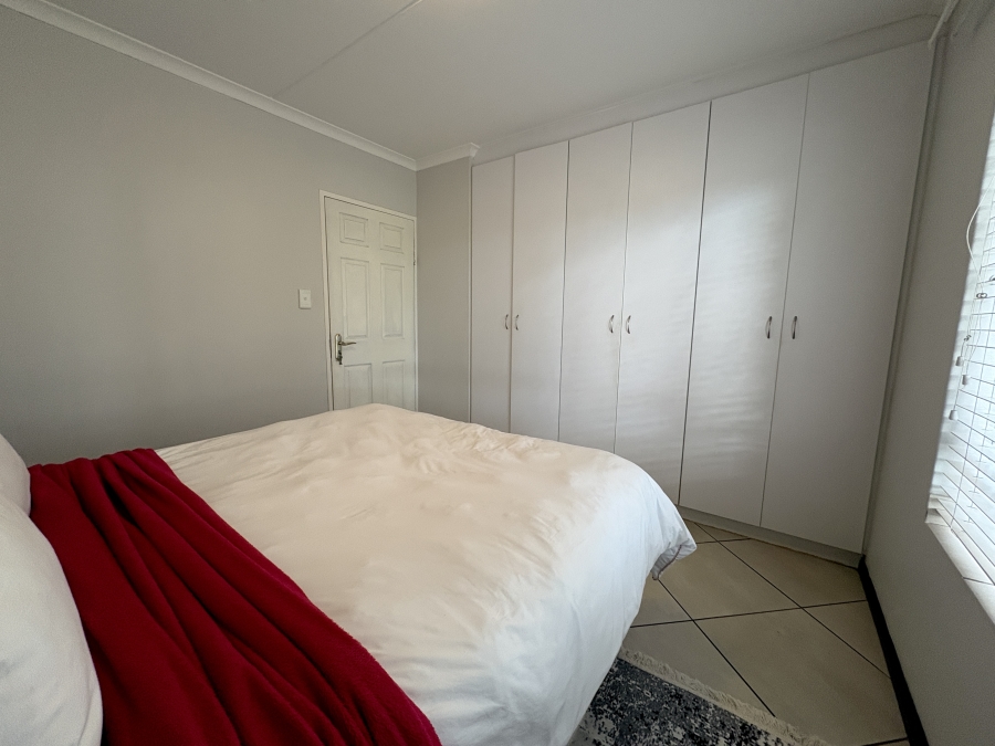 2 Bedroom Property for Sale in Buh Rein Estate Western Cape